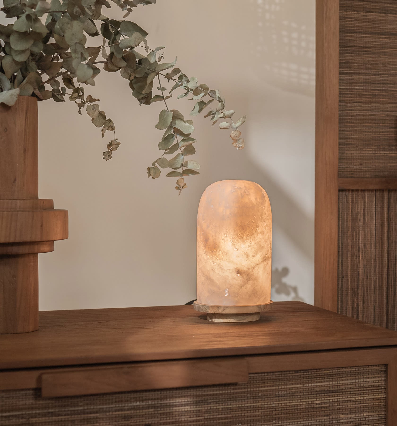 dBodhi Onyx Kogellicht Lamp van Edelsteen Type: 10 x 10 x 18 cm - Afbeelding 2