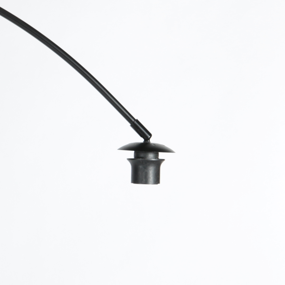 Zwarte vloerlamp Curve 4272ZW met een witte kap - Afbeelding 5